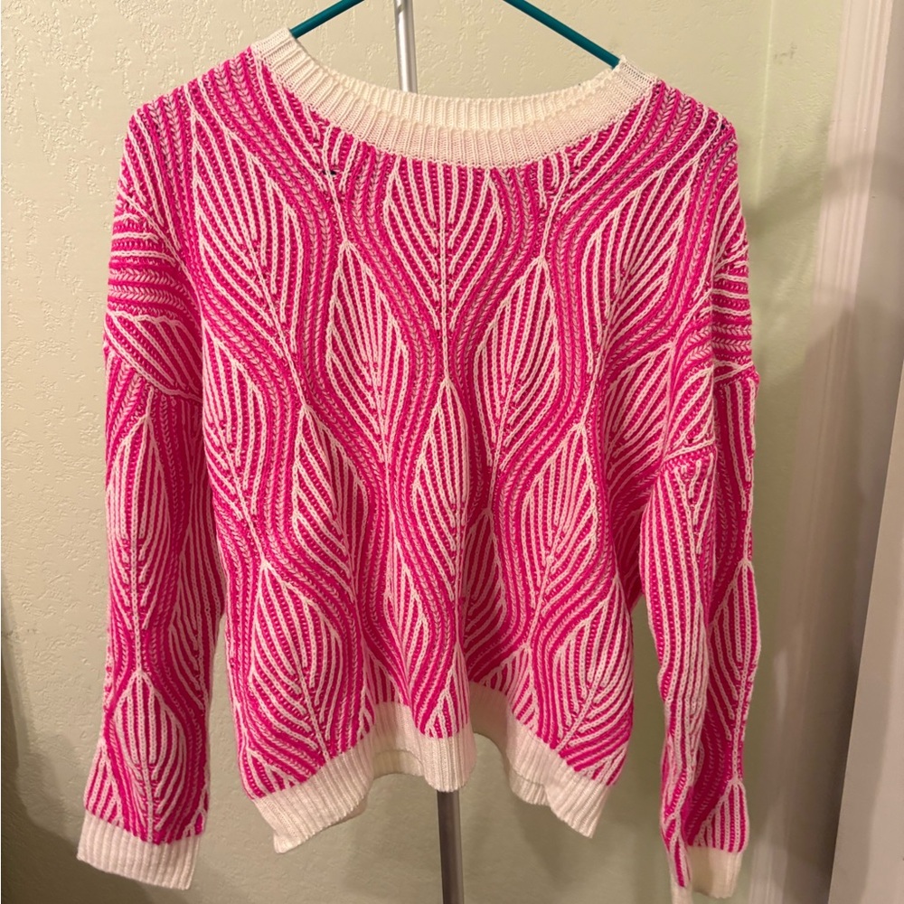 Vibrant Pink and White Crew Neck Sweater with Geometric Pattern